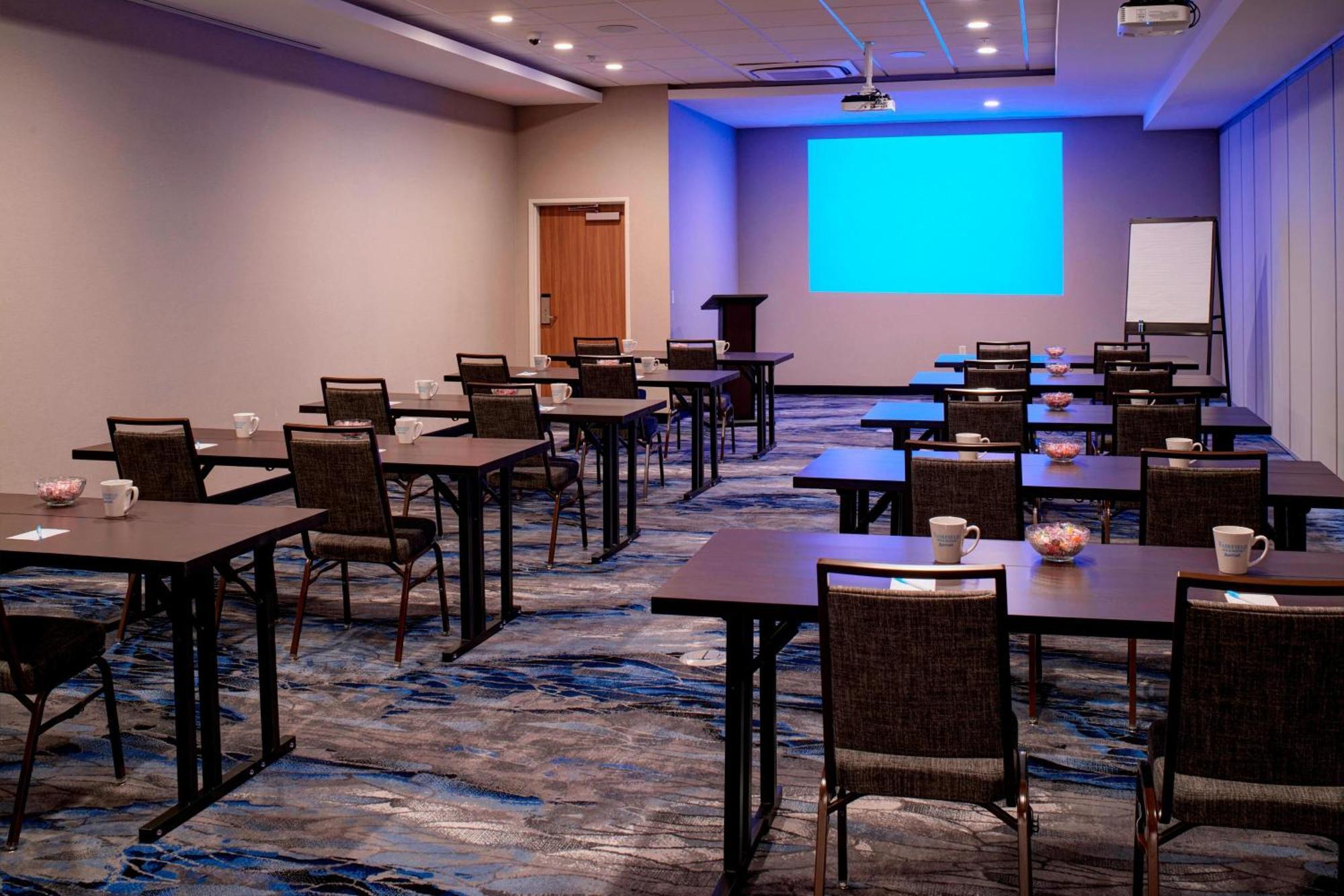 Fairfield & By Marriott Columbus, In 3* Columbus