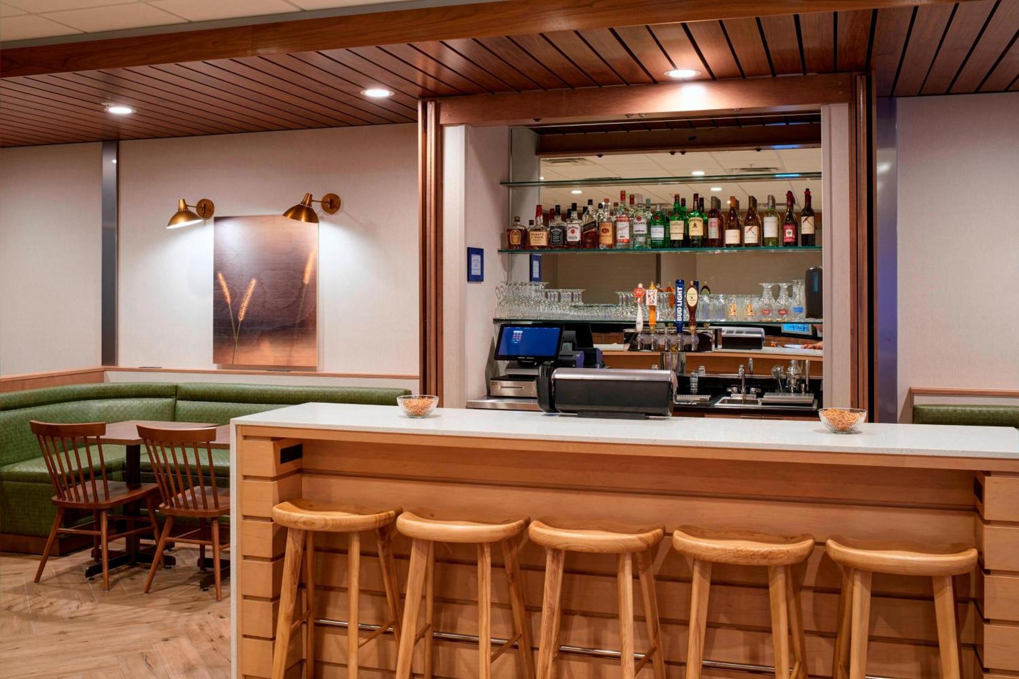 Fairfield & By Marriott Columbus, In Hotel 3*